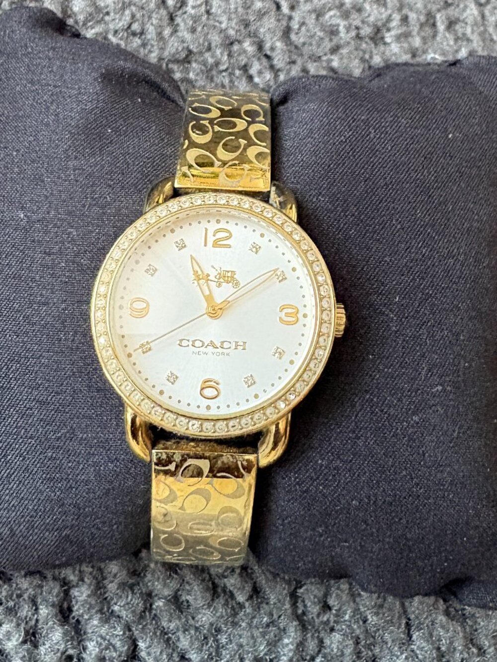 Classic with some Bling: Gold Bangle Watch from Coach